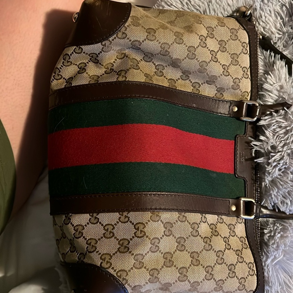 Gucci sherry Vintage 2 way bag! Barley used !!